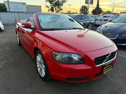 2008 Volvo C70 T5