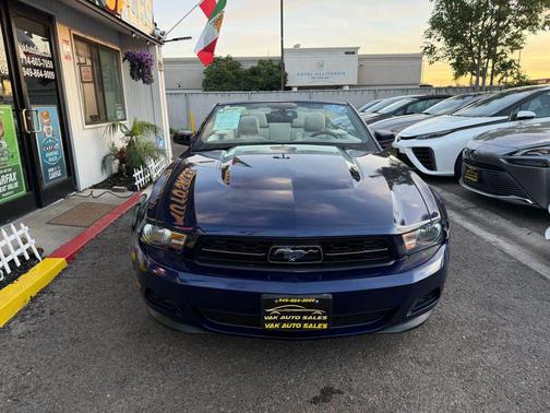 2011 Ford Mustang V6 Premium