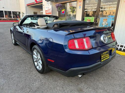 2011 Ford Mustang V6 Premium