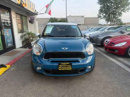 2012 MINI Cooper S Countryman Base