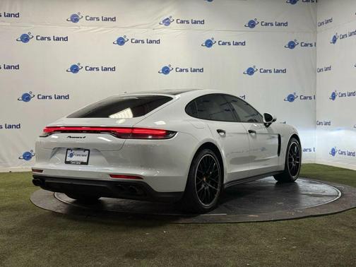2021 Porsche Panamera Sedan 4D
