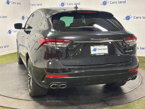 2024 Maserati Levante GT Ultima