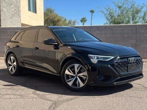 2024 Audi Q8 e-tron Premium