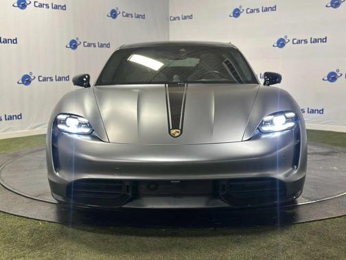 2020 Porsche Taycan Turbo S