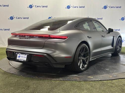 2020 Porsche Taycan Turbo S