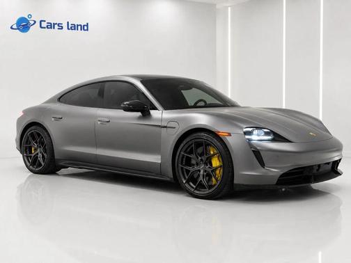 Jet Black Metallic 2020 Porsche Taycan Turbo S