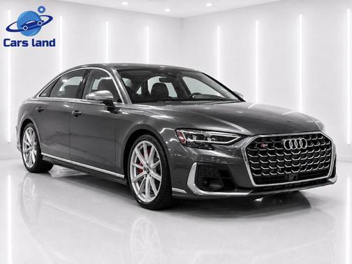 Daytona Gray Pearl Effect 2023 Audi S8 4.0T