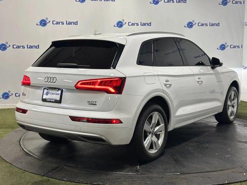 2018 Audi Q5 2.0T Tech Premium