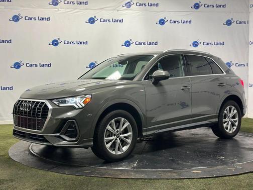 Chronos Gray Metallic 2022 Audi Q3 45 S line Premium Plus