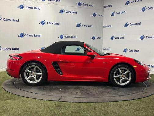 2024 Porsche 718 Boxster Roadster 2D
