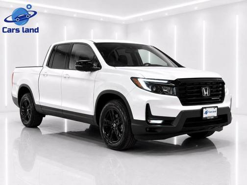 Platinum White Pearl 2023 Honda Ridgeline Black