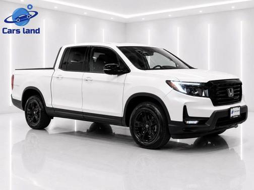 Platinum White Pearl 2023 Honda Ridgeline Black