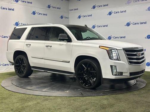 Crystal White Tricoat 2016 Cadillac Escalade Luxury
