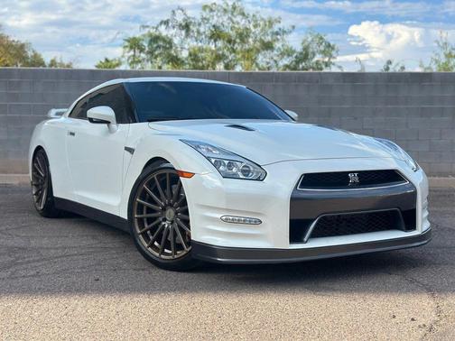 2015 Nissan GT-R Premium