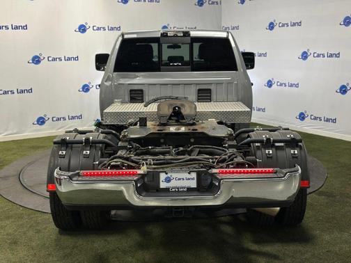 2024 RAM 3500 Tradesman Crew Cab 4x4 8' Box