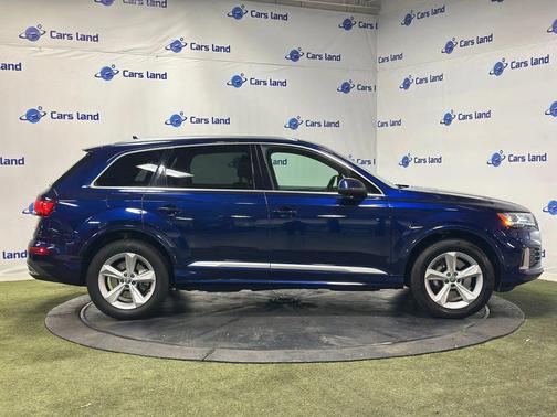 2020 Audi Q7 45 Premium Plus