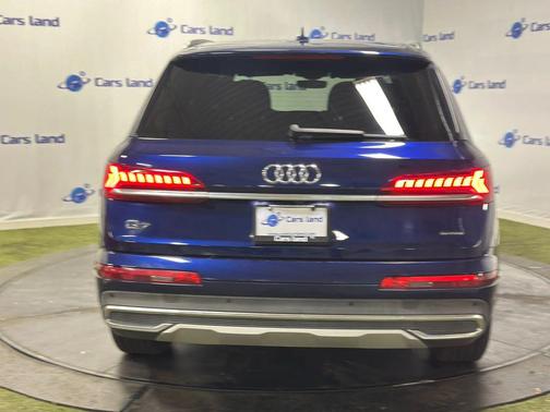 2020 Audi Q7 45 Premium Plus