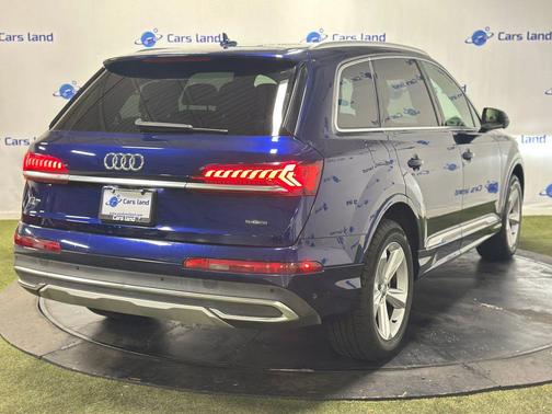 2020 Audi Q7 45 Premium Plus