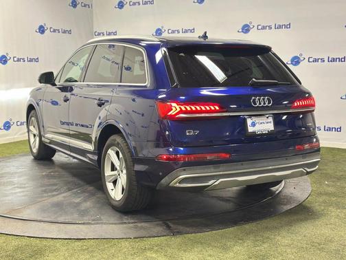 2020 Audi Q7 45 Premium Plus