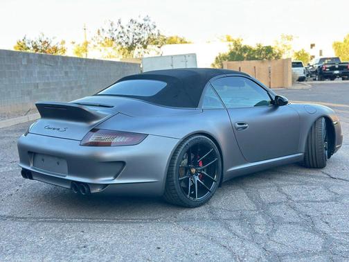 2005 Porsche 911 Carrera Cabriolet
