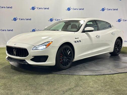 2022 Maserati Quattroporte Modena Q4