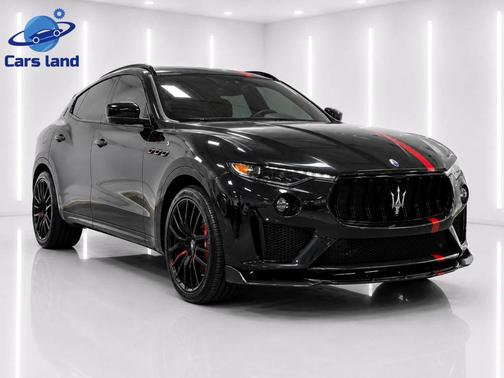 Nero Ribelle Metallic 2022 Maserati Levante Modena S