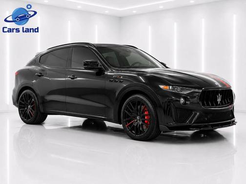 Nero Ribelle Metallic 2022 Maserati Levante Modena S