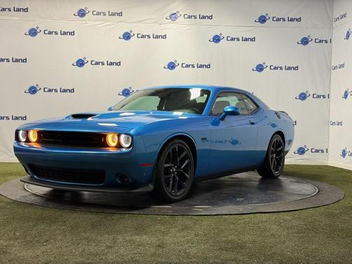 B5 Blue Pearlcoat 2023 Dodge Challenger R/T