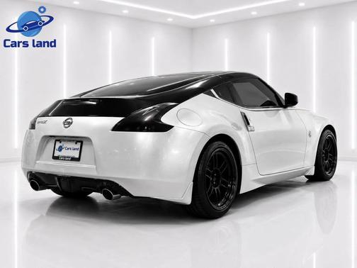 Silver 2020 Nissan 370Z Sport