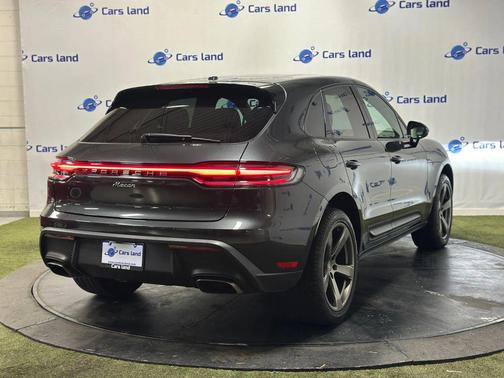 2023 Porsche Macan T Sport Utility 4D