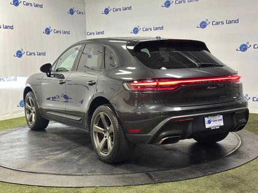 2023 Porsche Macan T Sport Utility 4D