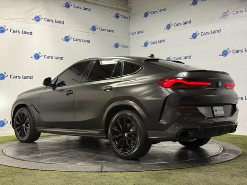 Carbon Black Metallic 2021 BMW X6 sDrive40i