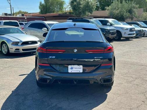 Carbon Black Metallic 2021 BMW X6 sDrive40i