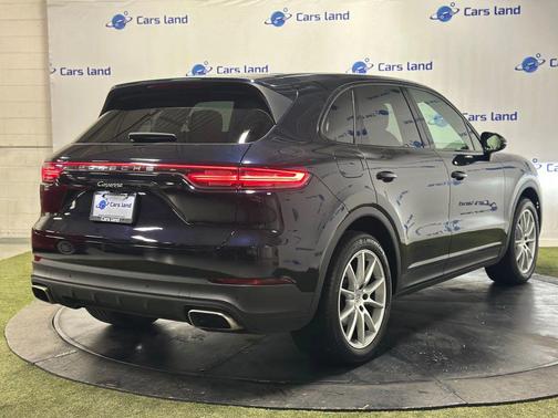 2022 Porsche Cayenne Cayenne