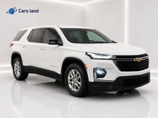 Summit White 2022 Chevrolet Traverse LS