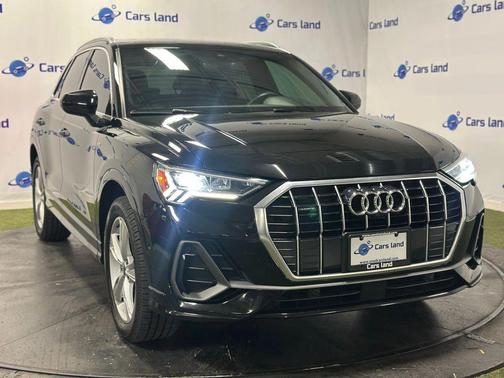 2020 Audi Q3 45 S line Prestige