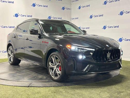 2022 Maserati Levante Trofeo
