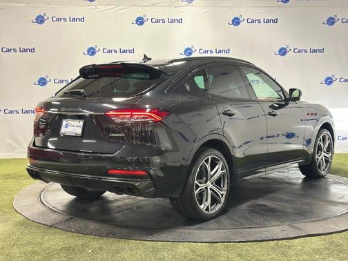 2022 Maserati Levante Trofeo