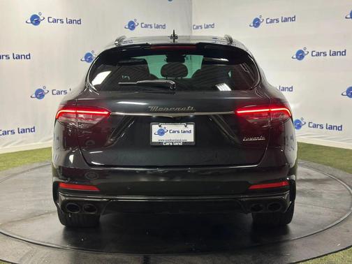 2022 Maserati Levante Trofeo