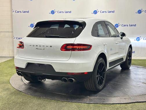 2018 Porsche Macan S