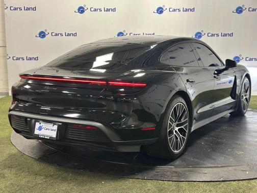 2021 Porsche Taycan Sedan 4D