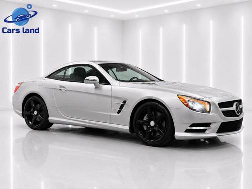 Silver 2014 Mercedes-Benz SL-Class SL 550 Roadster 2D