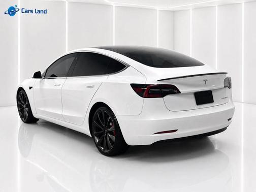 Pearl White Multi-Coat 2020 Tesla Model 3 Performance