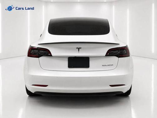 Pearl White Multi-Coat 2020 Tesla Model 3 Performance