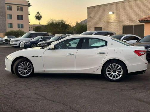 2014 Maserati Ghibli Base