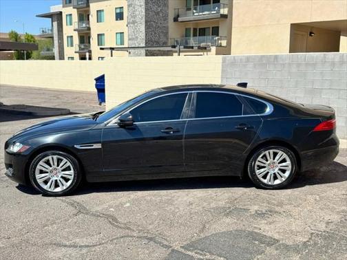 2017 Jaguar XF 35t Premium