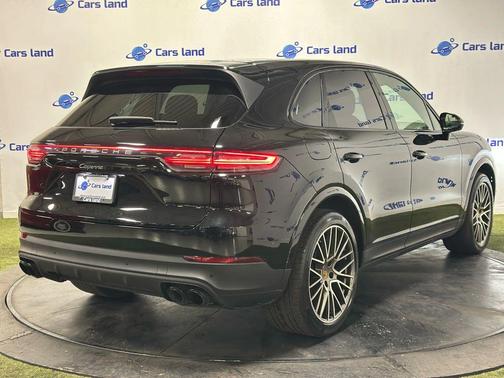 2023 Porsche Cayenne Cayenne