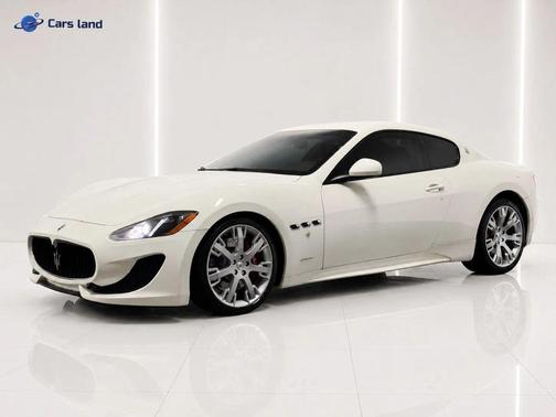 White 2014 Maserati GranTurismo MC