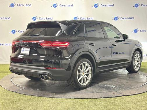 2019 Porsche Cayenne S