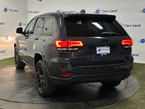 2018 Jeep Grand Cherokee Altitude